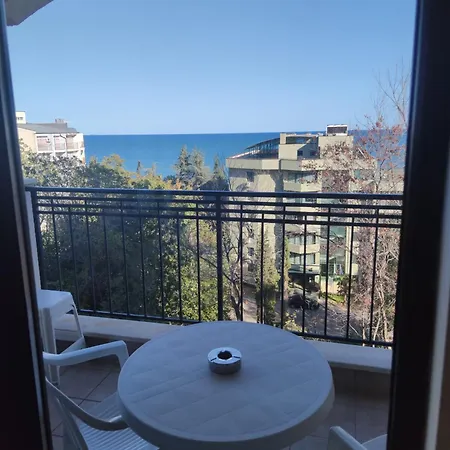 Апартамент Europroperties Bendita Mare Златни пясъци